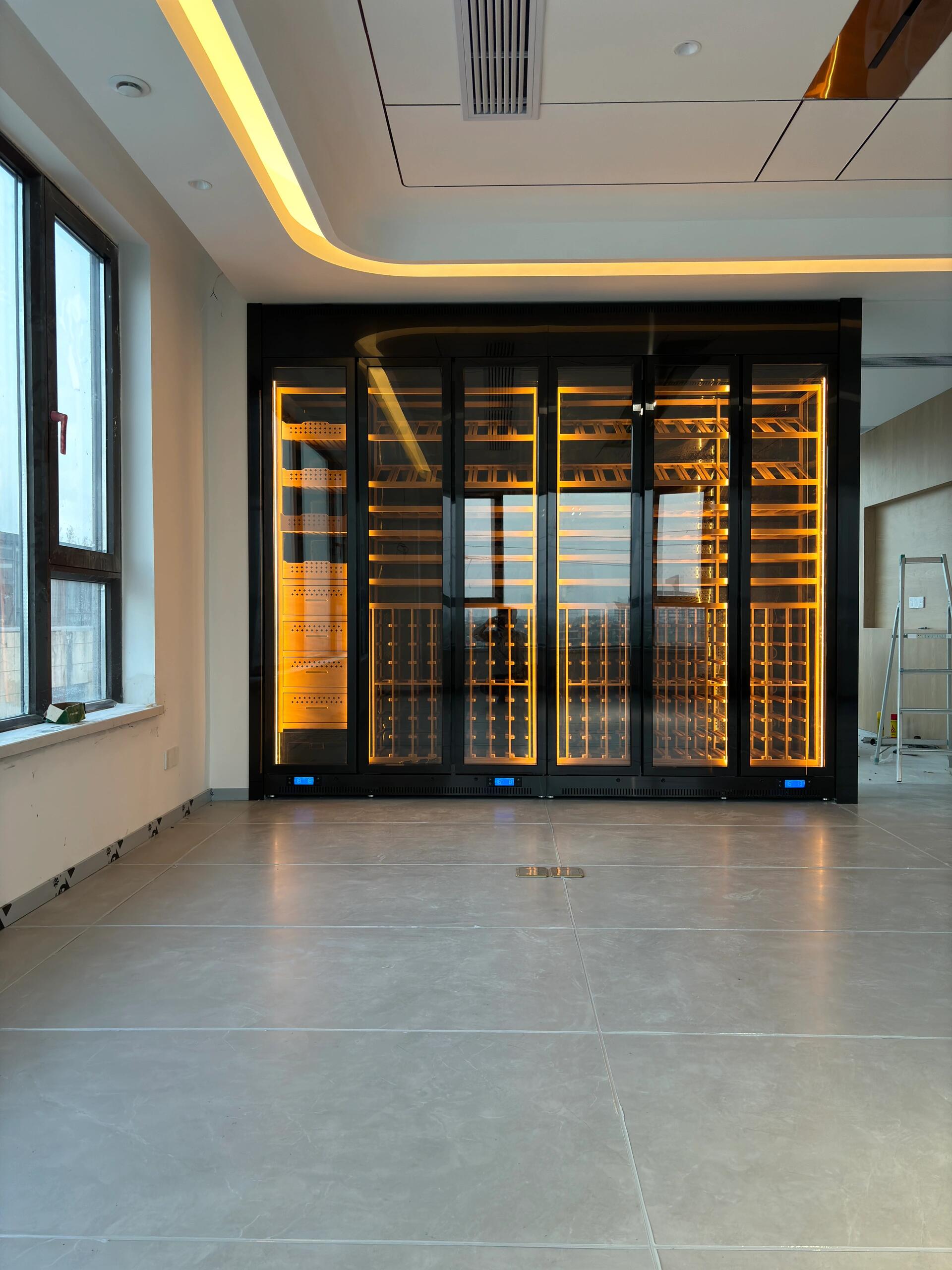 Commercial Wine Chiller Cabine - огляд і ціна Commercial Kitchen Zones